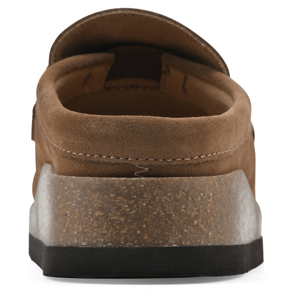 Women's wooden clogs